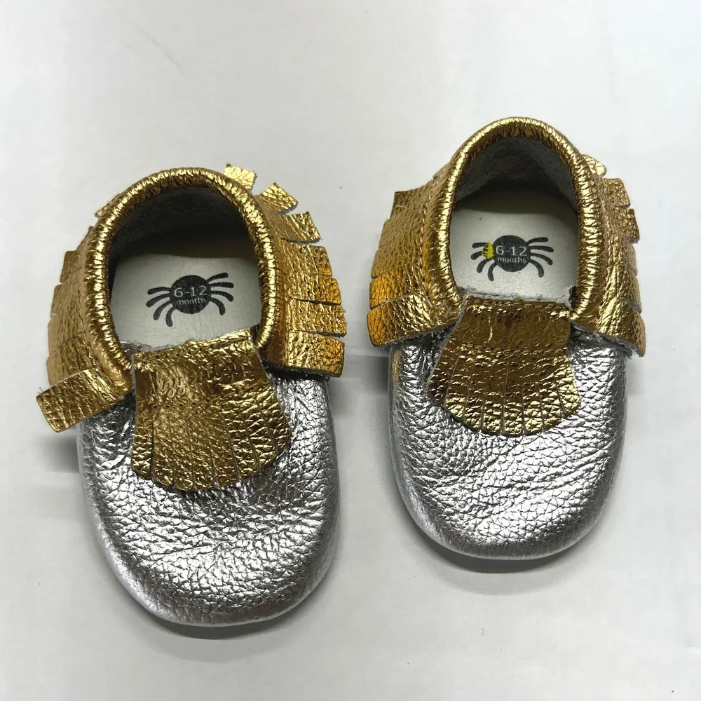 Itzy Ritzy Gold Silver Metallic Baby‎ Moccasins 6–12 Mo Soft Sole Crib Shoes